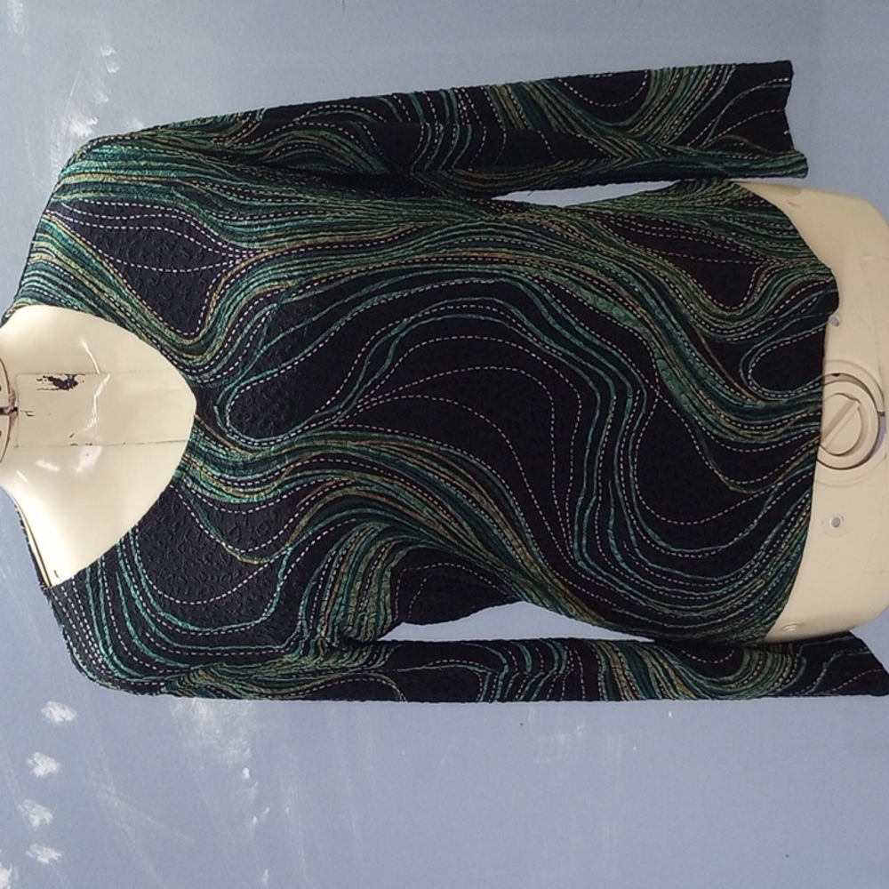 Laura Ashley Gorgeous,Silver threading,green,black, blouse, NWOT, MEDIUM